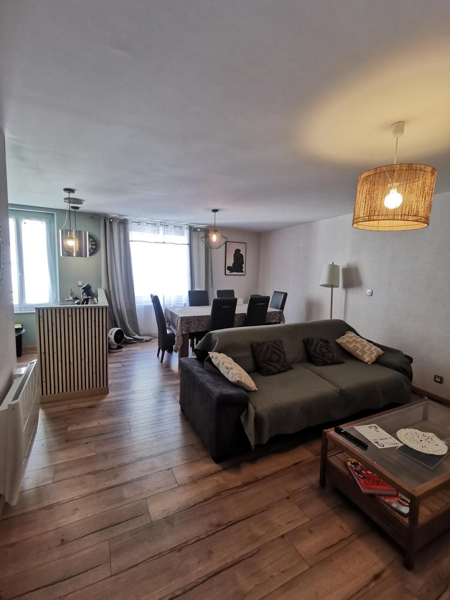 Maisondeville_Le_Cent_Un Angouleme Bagian luar foto