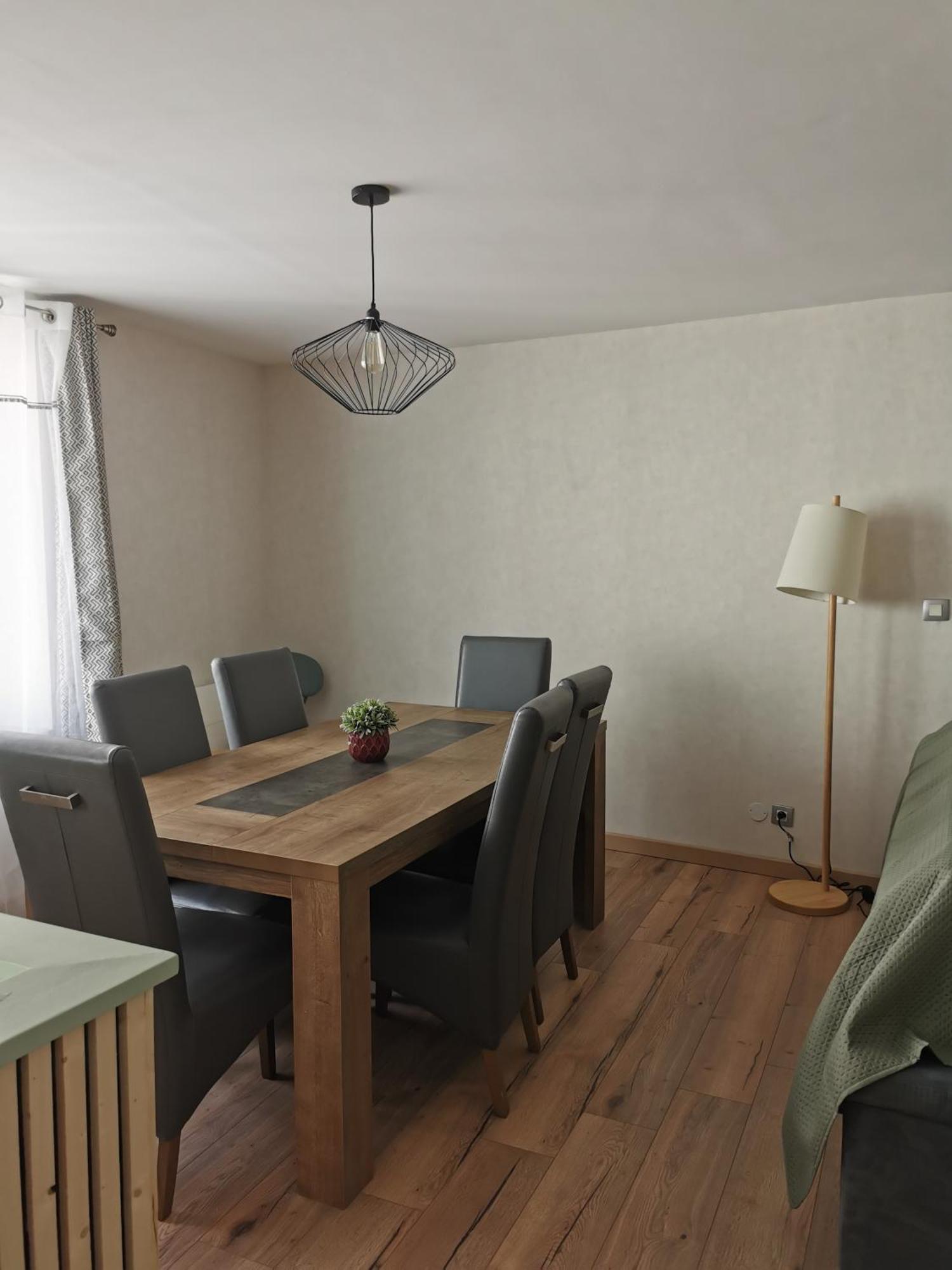 Maisondeville_Le_Cent_Un Angouleme Bagian luar foto